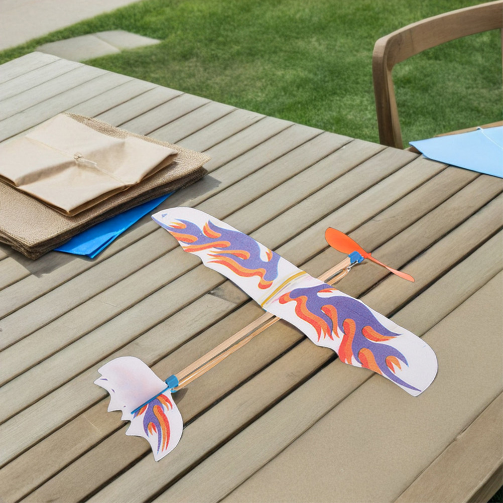 4 قطع من نماذج الطائرات للأطفا - مراجعة Model Airplane Plastic وسعره